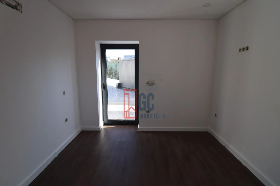 Moradia T2 para Venda em Pedroso e Seixezelo Foto 41