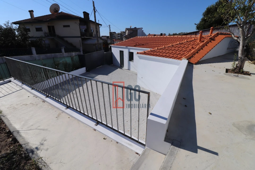 Moradia T2 para Venda em Pedroso e Seixezelo Foto 48