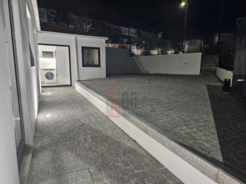 Moradia T2 para Venda em Pedroso e Seixezelo Foto 9