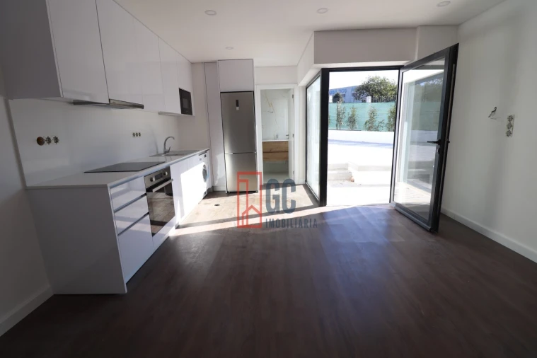 Moradia T2 para Venda em Pedroso e Seixezelo Foto 12