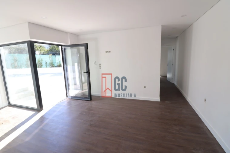 Moradia T2 para Venda em Pedroso e Seixezelo Foto 13