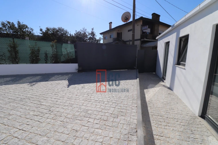 Moradia T2 para Venda em Pedroso e Seixezelo Foto 3