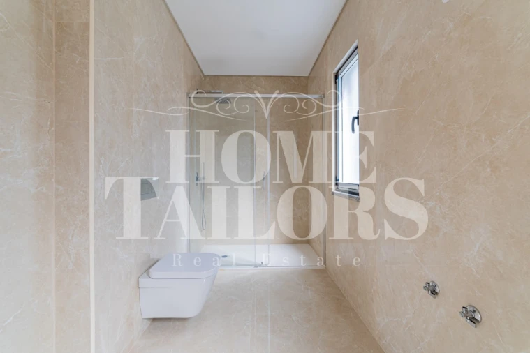 Moradia T4 para Venda em Igreja Nova e Cheleiros Foto 22