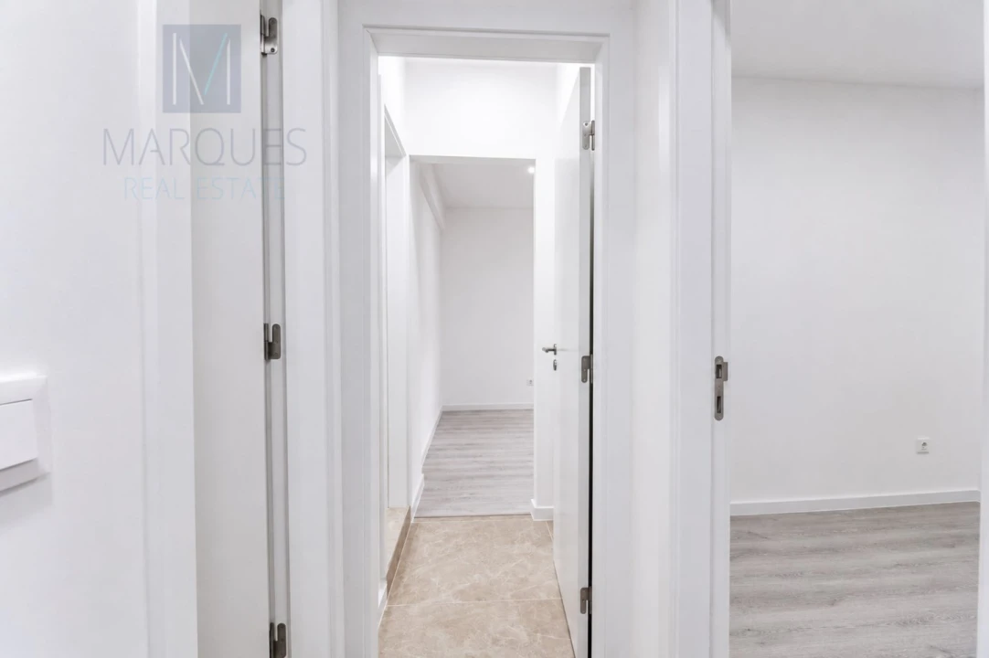 Apartamento T2 para Venda em Almada, Cova da Piedade, Pragal e Cacilhas Foto 7