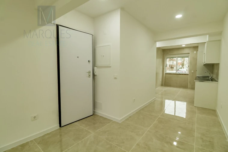 Apartamento T2 para Venda em Almada, Cova da Piedade, Pragal e Cacilhas Foto 11