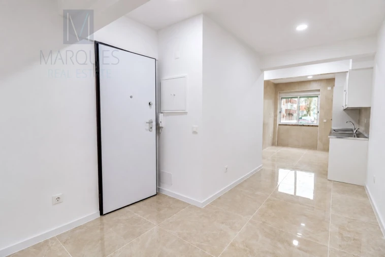 Apartamento T2 para Venda em Almada, Cova da Piedade, Pragal e Cacilhas Foto 4