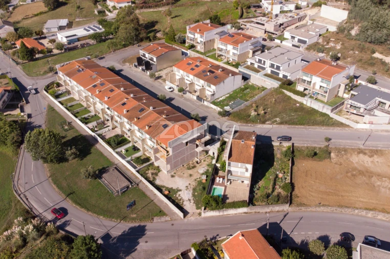 Terreno para Venda em Guisande e Oliveira (São Pedro) Foto 9