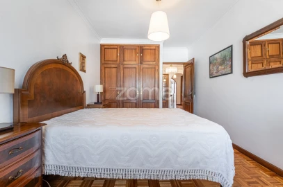 Apartamento T4 para Venda em Póvoa de Varzim, Beiriz e Argivai