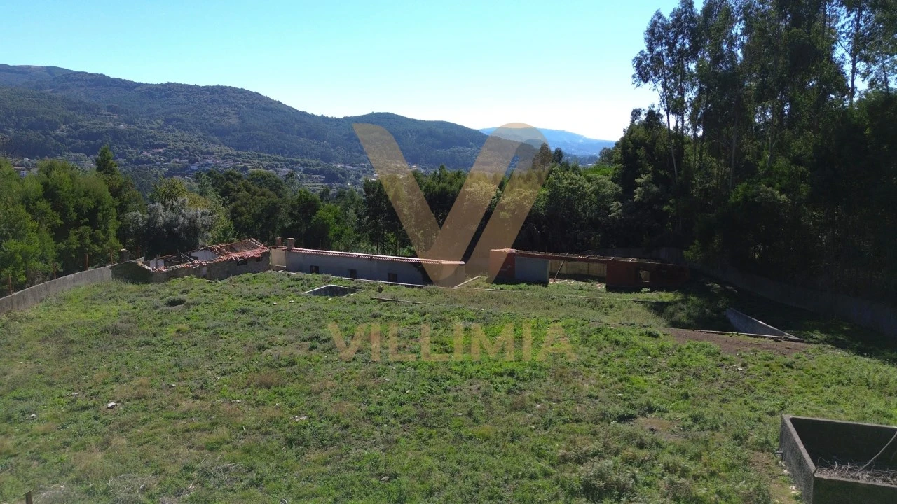 Moradia T3 para Venda em Labruja Foto 5