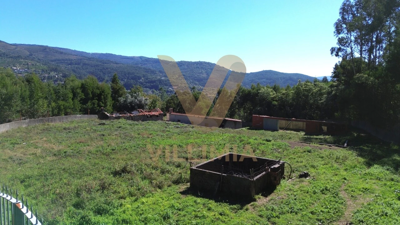 Moradia T3 para Venda em Labruja Foto 7