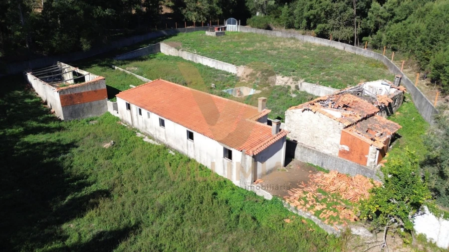 Moradia T3 para Venda em Labruja Foto 4