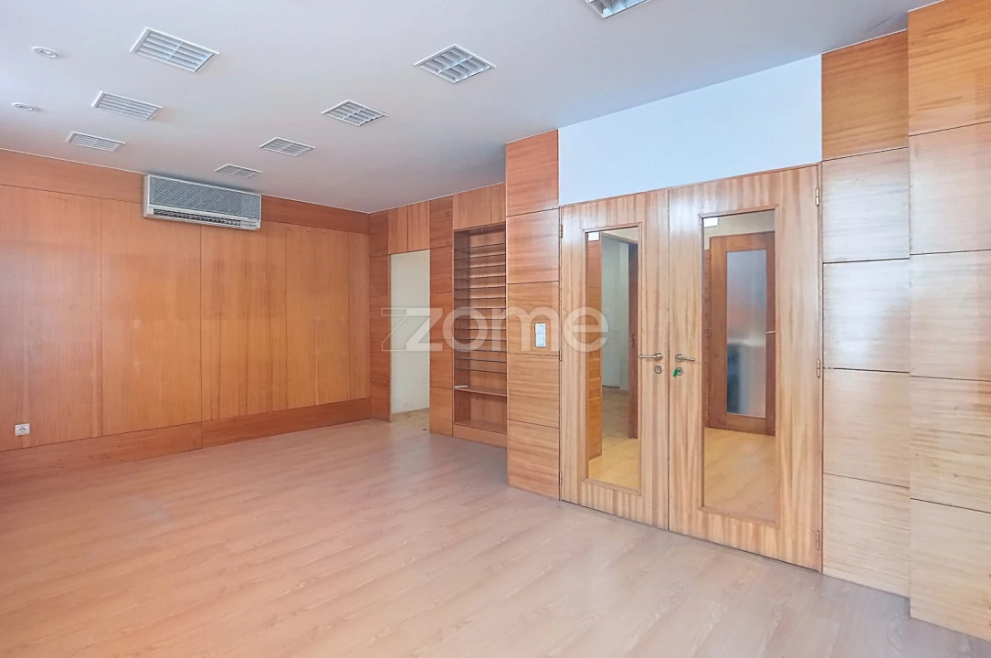 Escritório para Venda em Viseu Foto 5