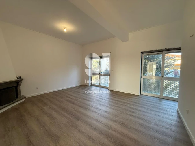 Apartamento T3 para Venda em Faíl e Vila Chã de Sá Foto 11