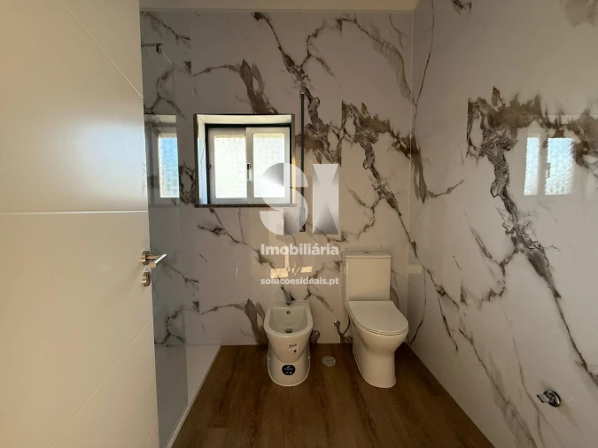 Apartamento T3 para Venda em Faíl e Vila Chã de Sá Foto 24