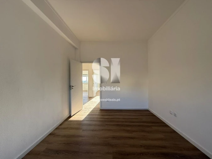Apartamento T3 para Venda em Faíl e Vila Chã de Sá Foto 26
