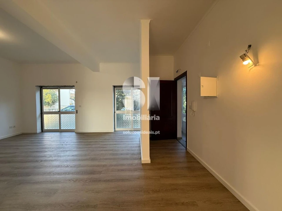 Apartamento T3 para Venda em Faíl e Vila Chã de Sá Foto 12