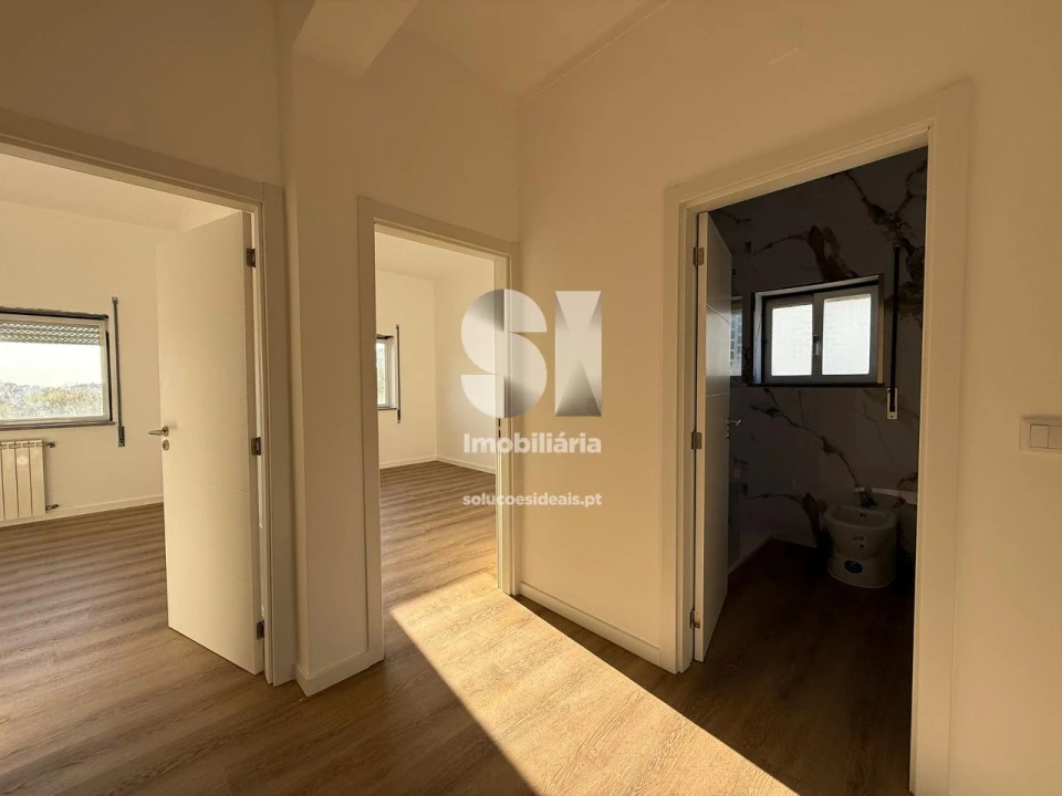 Apartamento T3 para Venda em Faíl e Vila Chã de Sá Foto 27