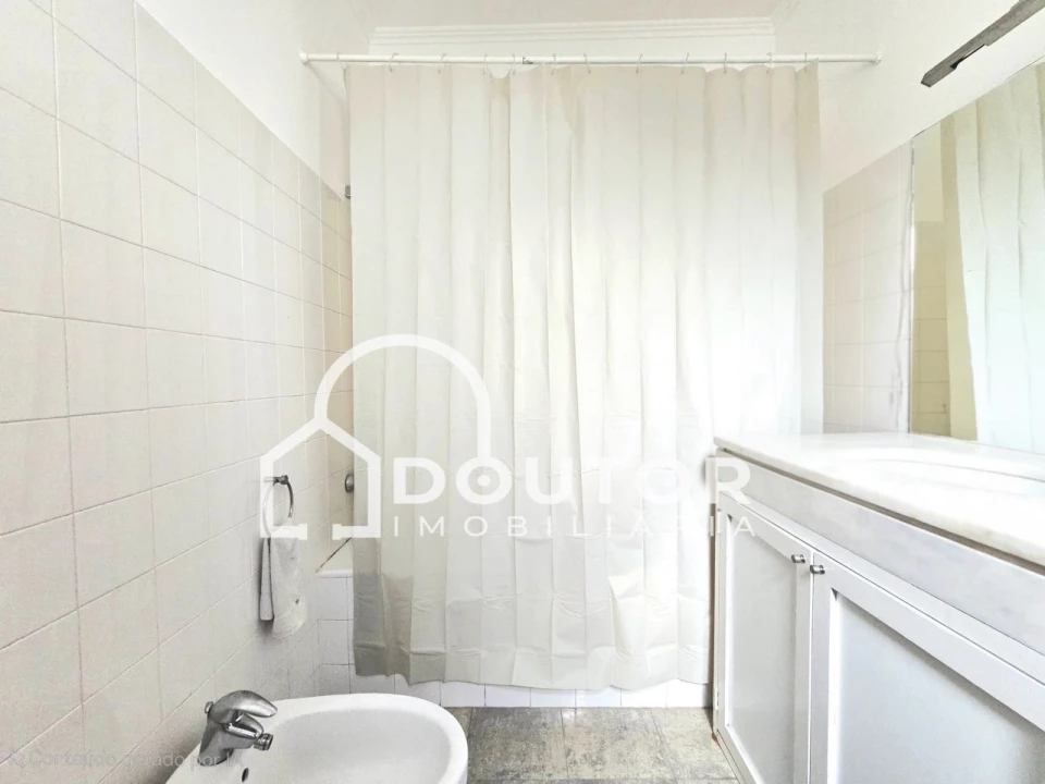 Moradia T3 para Venda em Monte Foto 17