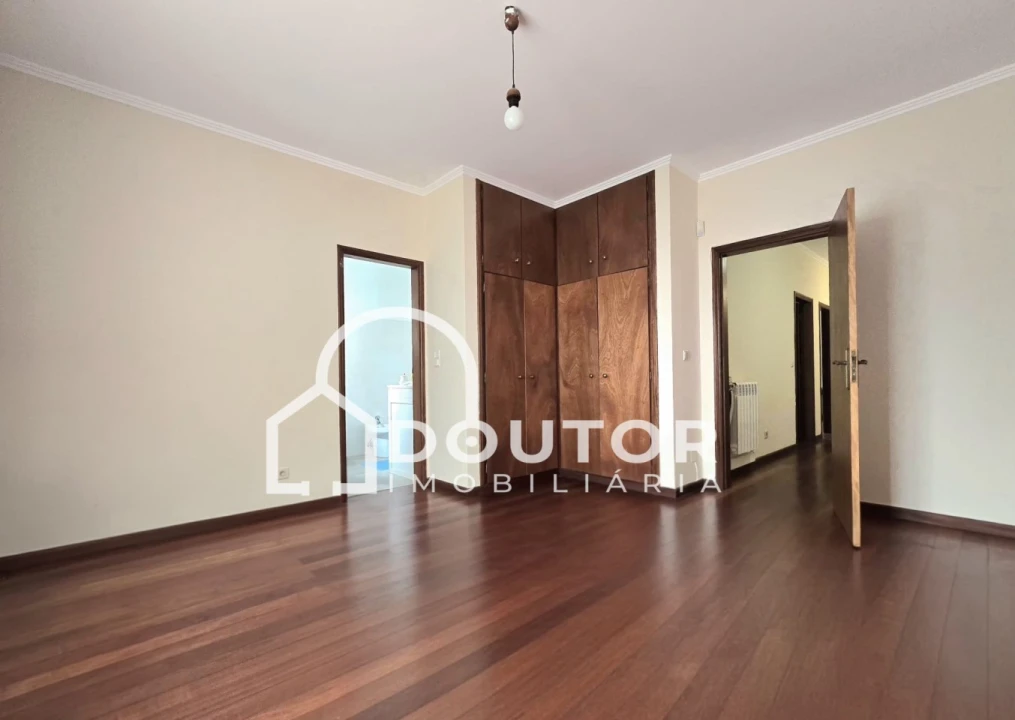 Moradia T3 para Venda em Monte Foto 19