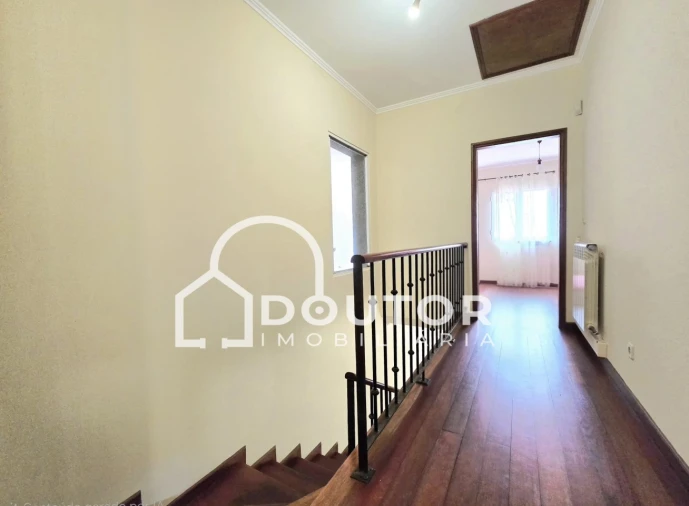 Moradia T3 para Venda em Monte Foto 8