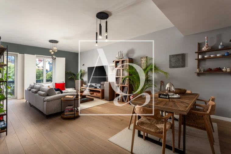 Apartamento T1 para Venda em Santo António Foto 8