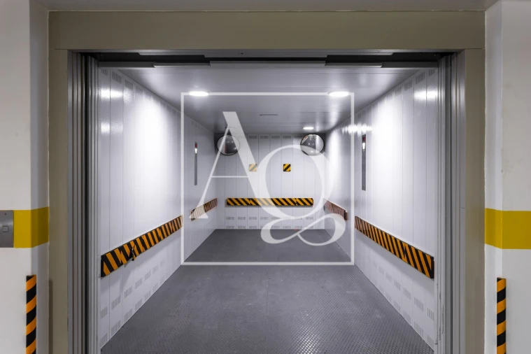 Apartamento T1 para Venda em Santo António Foto 21