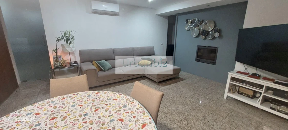 Apartamento T3 para Venda em Arcozelo Foto 3