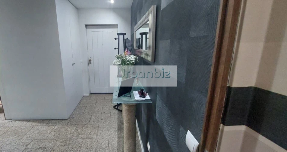 Apartamento T3 para Venda em Arcozelo Foto 5