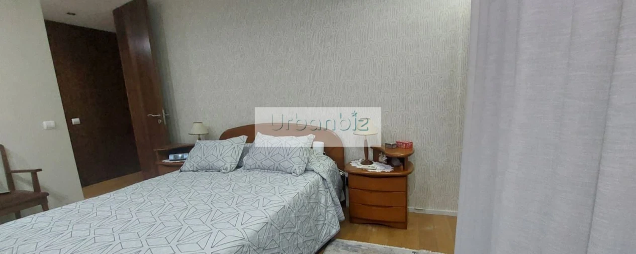 Apartamento T3 para Venda em Arcozelo Foto 13