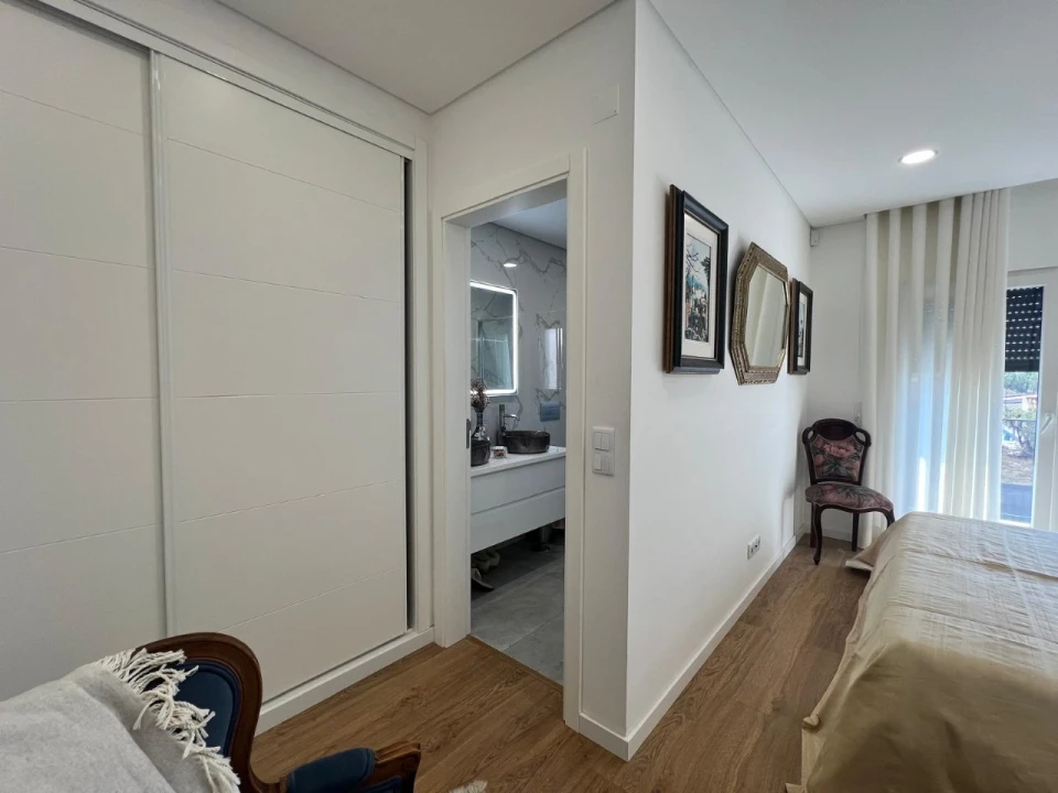 Moradia T4 para Venda em Fernao Ferro Foto 12