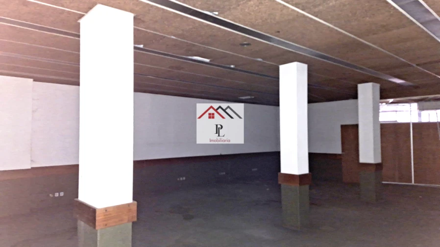 Loja para Venda em Sé Nova, Santa Cruz, Almedina e São Bartolomeu Foto 17