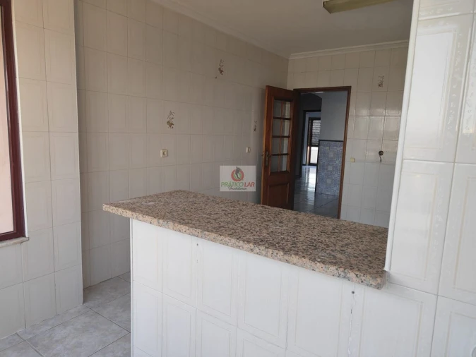 Apartamento T2 para Venda em Albergaria-A-Velha e Valmaior Foto 3