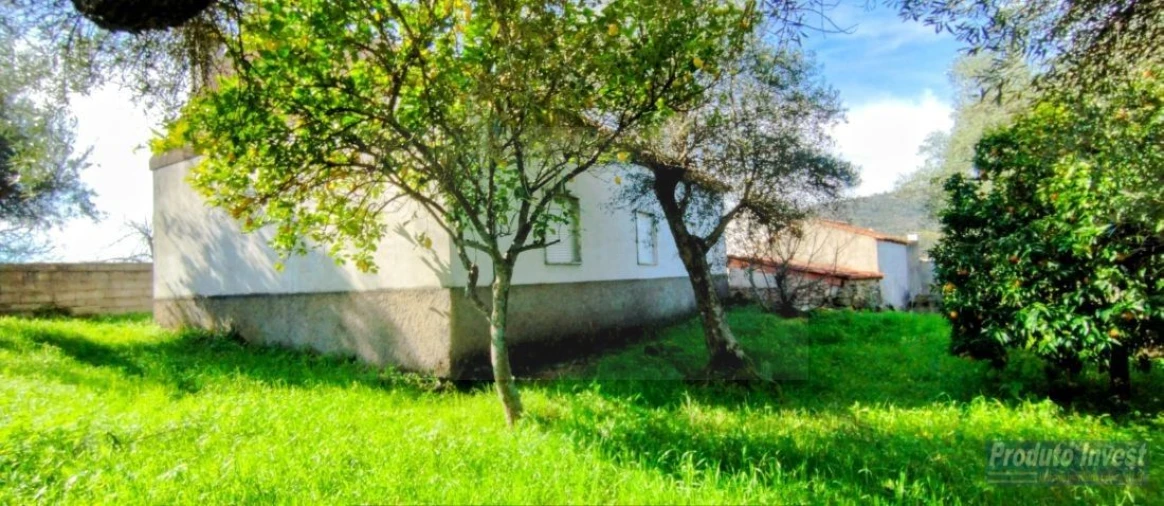 Moradia T3 para Venda em Castelo Novo Foto 2