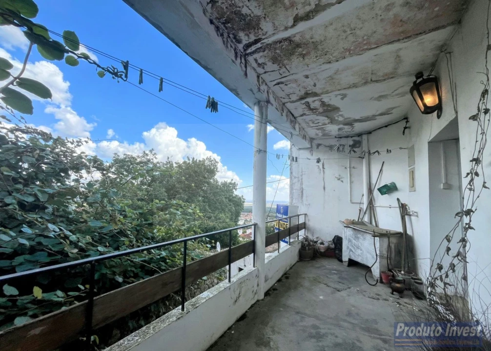 Moradia T4 para Venda em Alpedrinha Foto 4