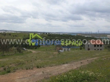 Quinta T0 para Venda em Castelo Branco