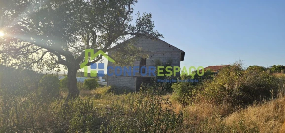 Quinta T0 para Venda em Castelo Branco