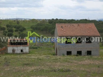 Quinta T0 para Venda em Castelo Branco