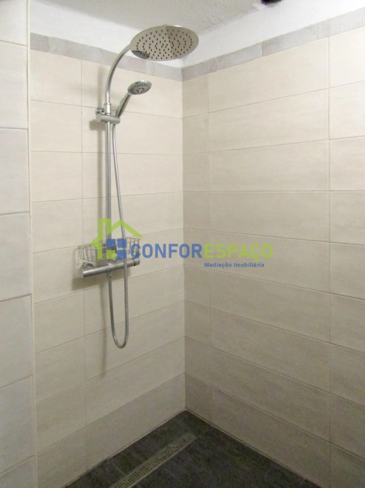 Moradia T2 para Venda em Escalos de Cima e Lousa Foto 14