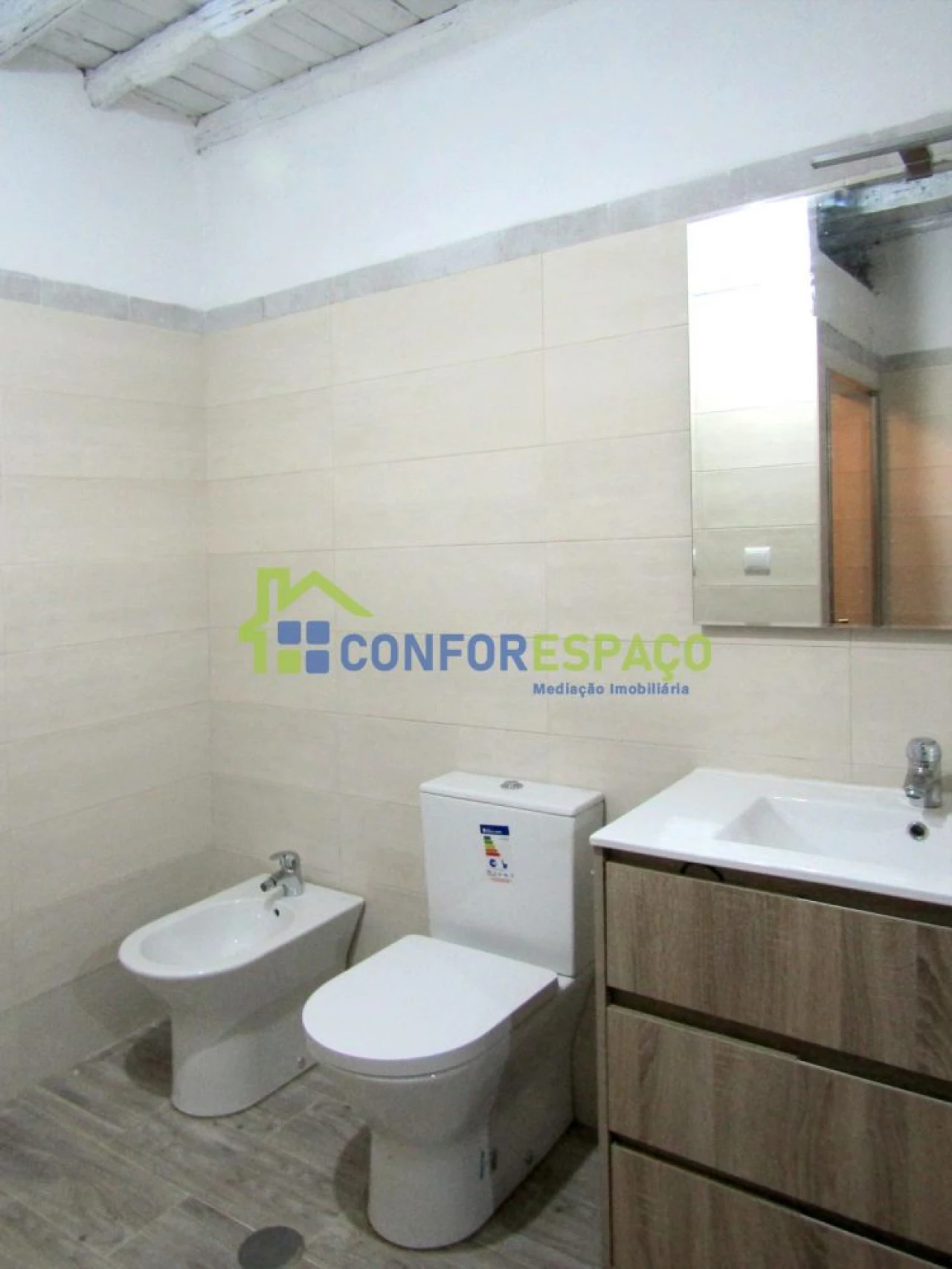 Moradia T2 para Venda em Escalos de Cima e Lousa Foto 13