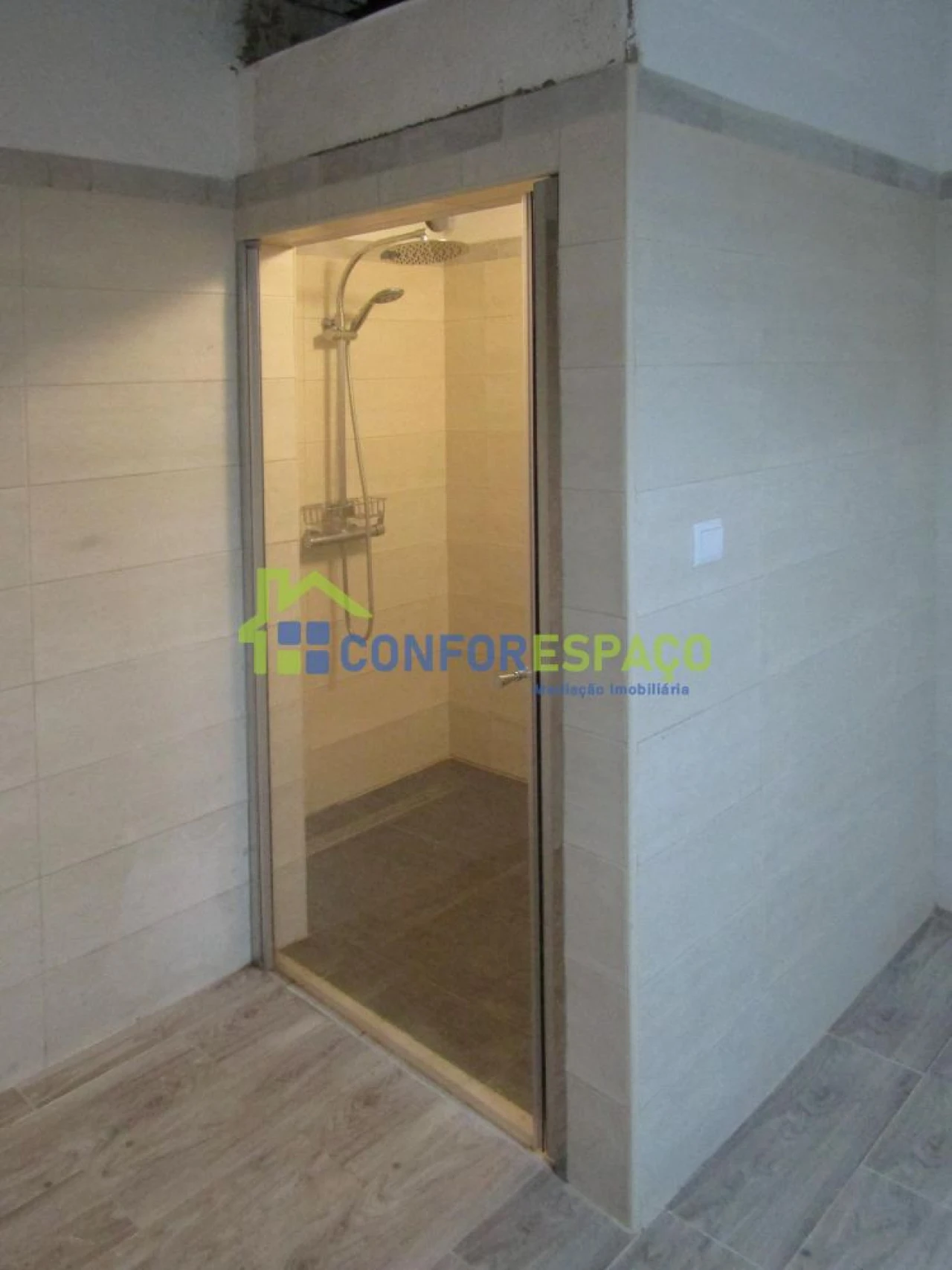 Moradia T2 para Venda em Escalos de Cima e Lousa Foto 12