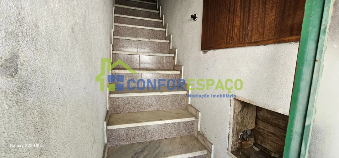 Moradia T2 para Venda em Alcains Foto 7