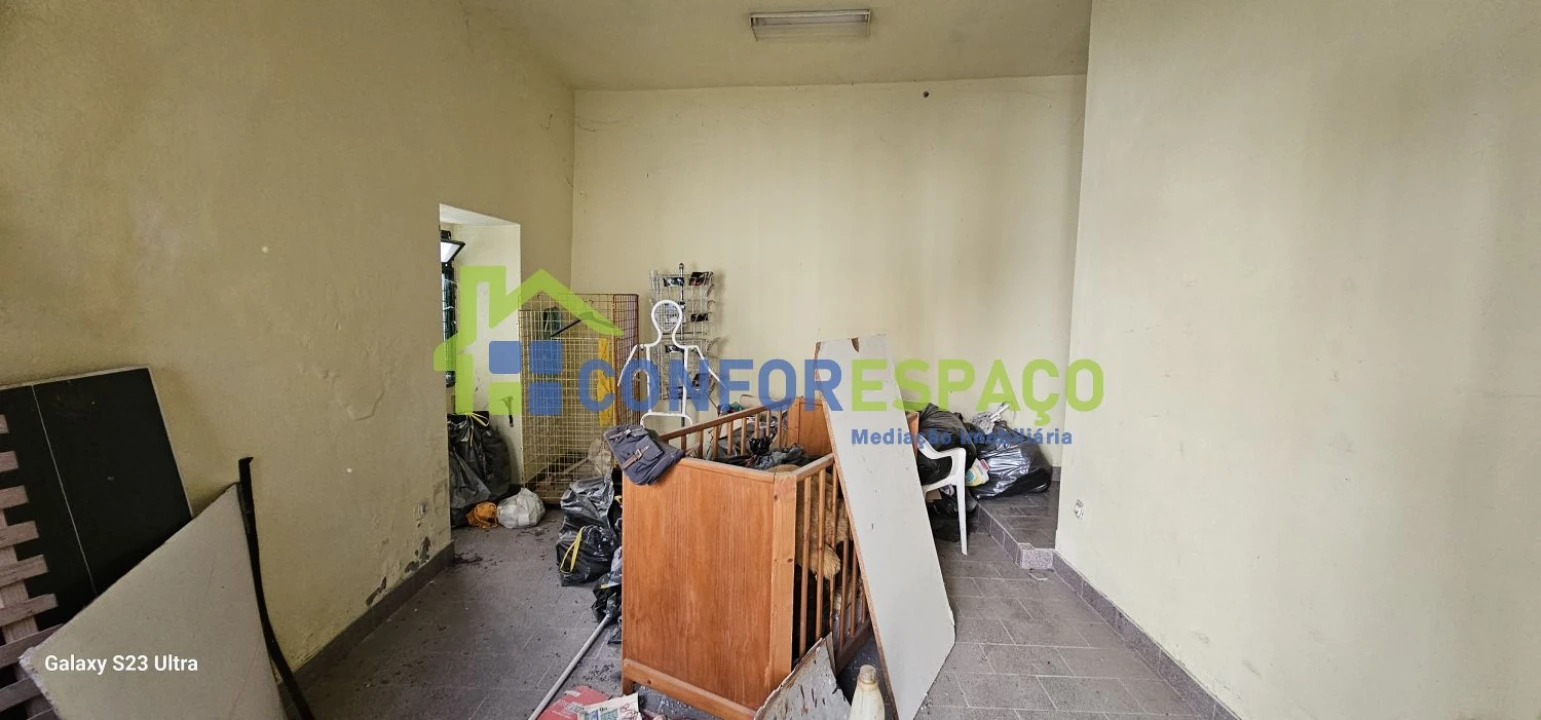 Moradia T2 para Venda em Alcains Foto 2