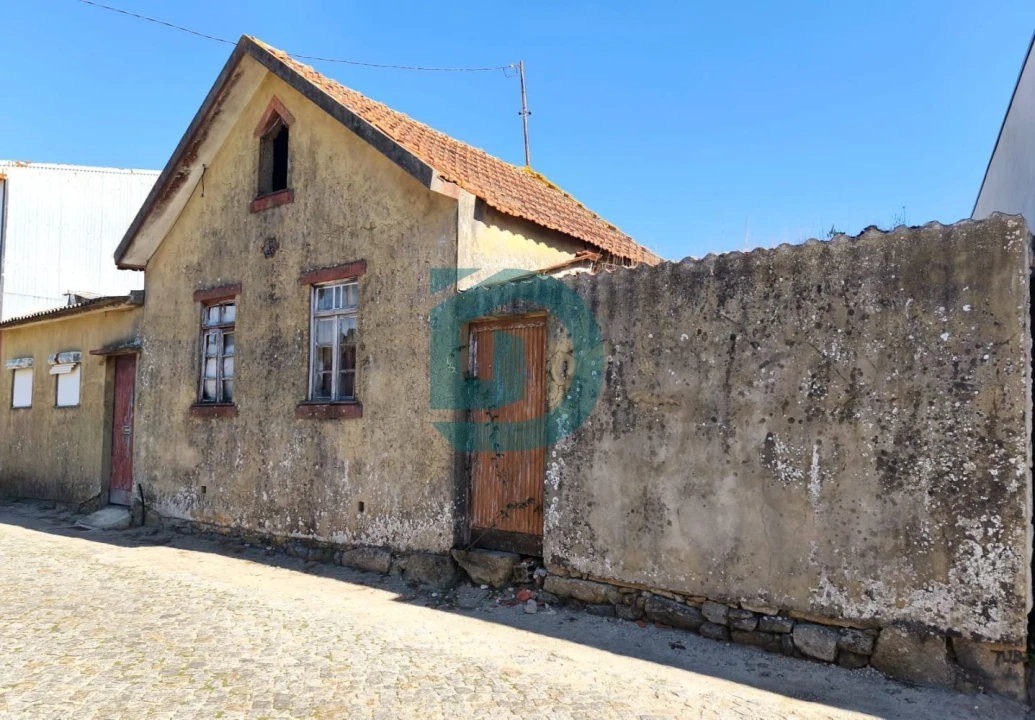 Moradia T3 para Venda em Macieira da Maia Foto 1