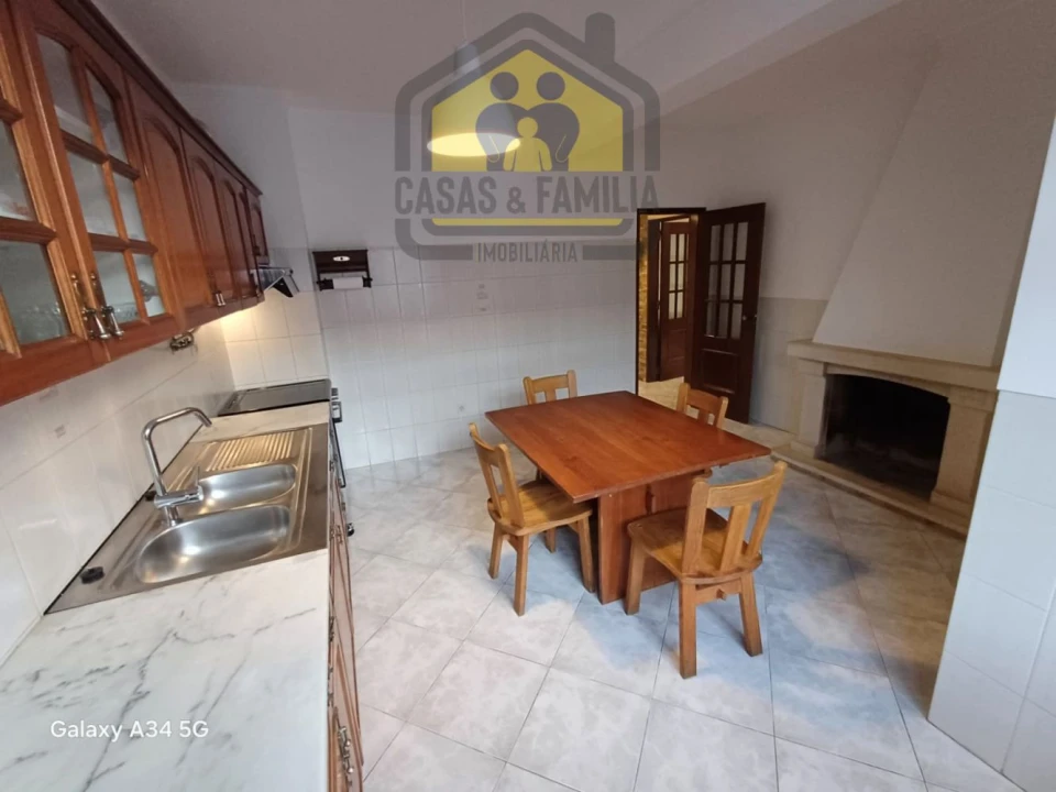 Apartamento T4 para Venda em São João Baptista Foto 16