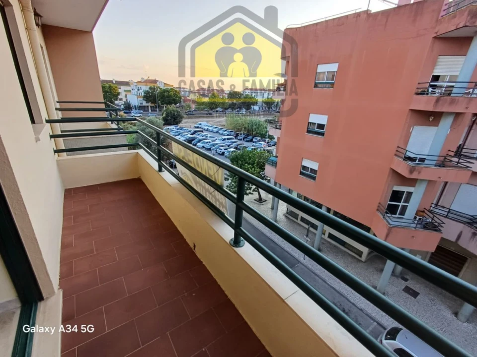 Apartamento T4 para Venda em São João Baptista Foto 1