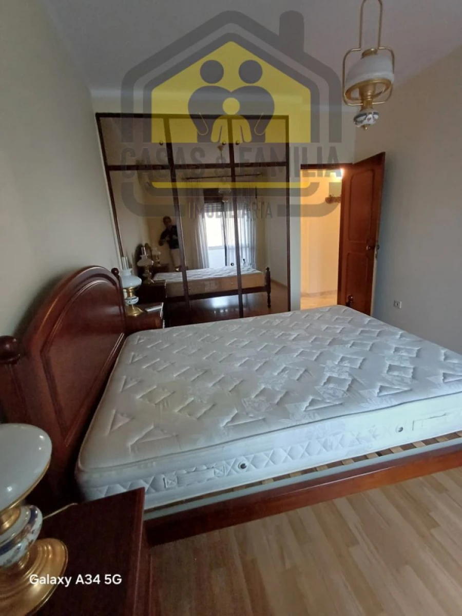 Apartamento T4 para Venda em São João Baptista Foto 9