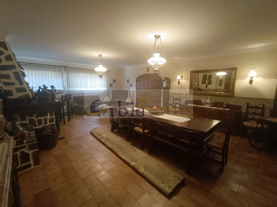 Moradia T4 para Venda em Sesimbra (Castelo) Foto 10