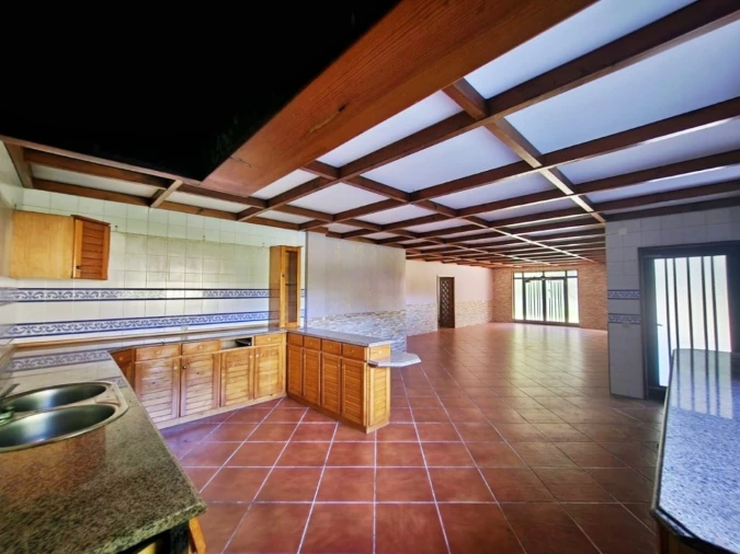 Armazém para Venda em Ruivães e Novais Foto 24