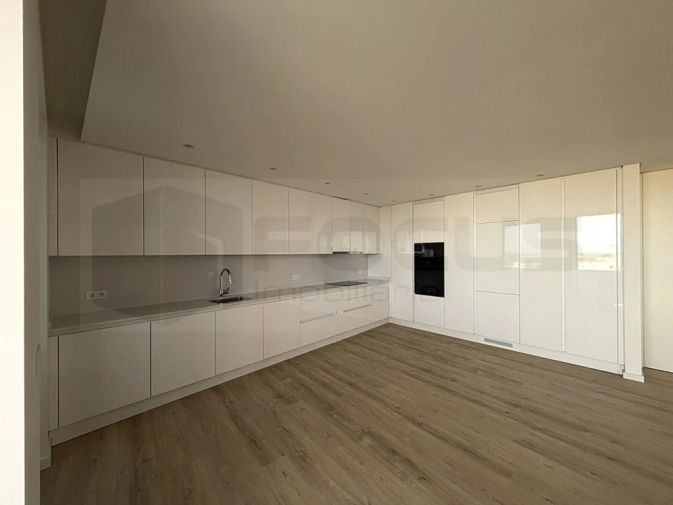 Apartamento T3 para Venda em Glória e Vera Cruz Foto 5