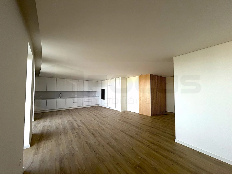 Apartamento T3 para Venda em Glória e Vera Cruz Foto 7